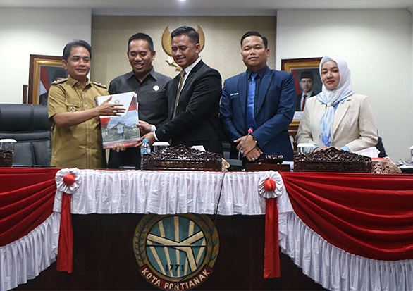 Pemkot Pontianak Siap Tindak Lanjuti / Respons Masukan Fraksi-Fraksi Dprd Kota Pontianak Soal Apbd Perubahan 2025, Genjot Pad, Layanan Kesehatan Dan Penanganan Banjir